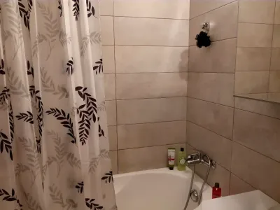 baie cu cada apartament Sector 6 Bucuresti vanzare cumparare